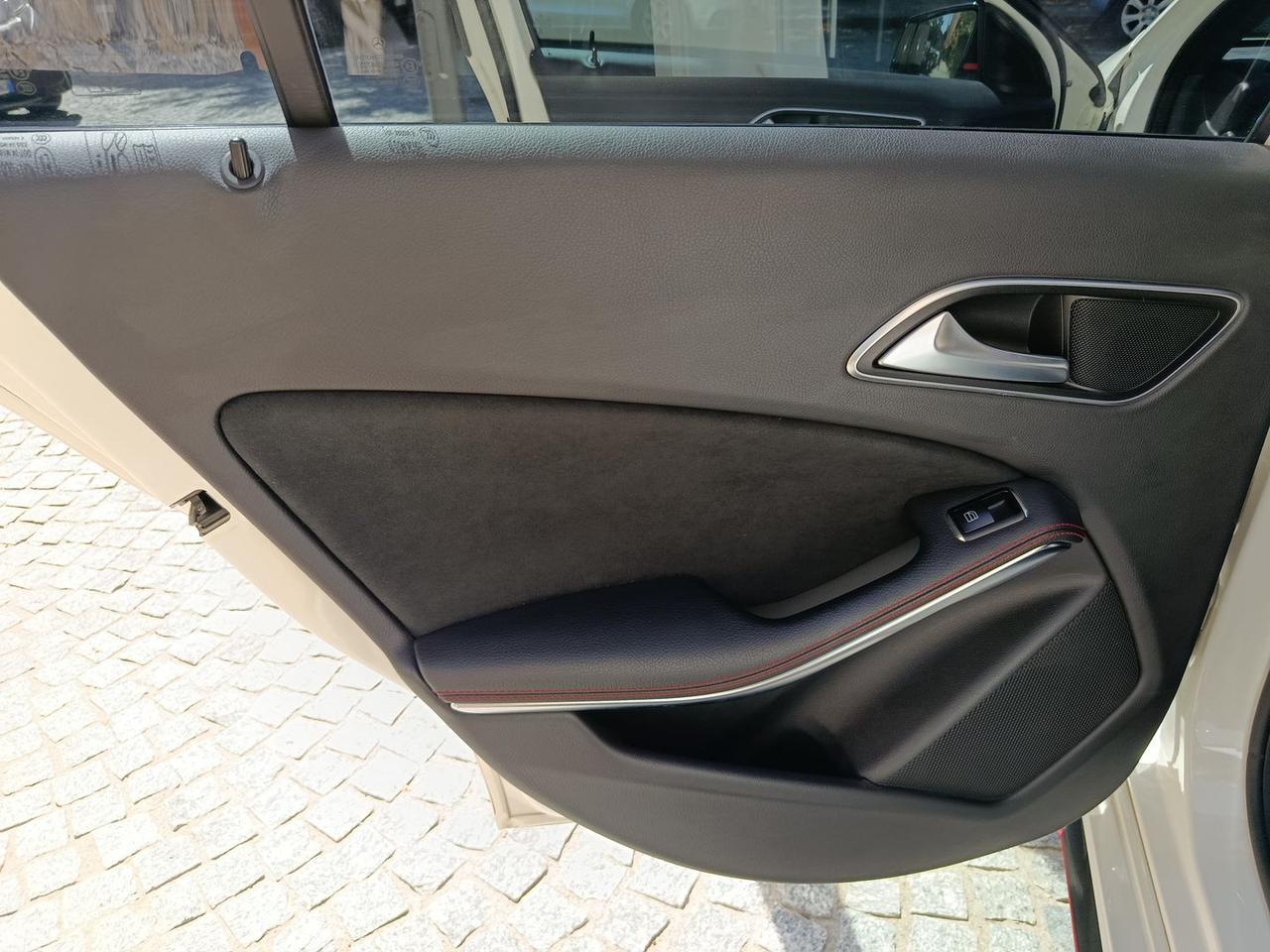 Mercedes-Benz A 180 D Premium #6733