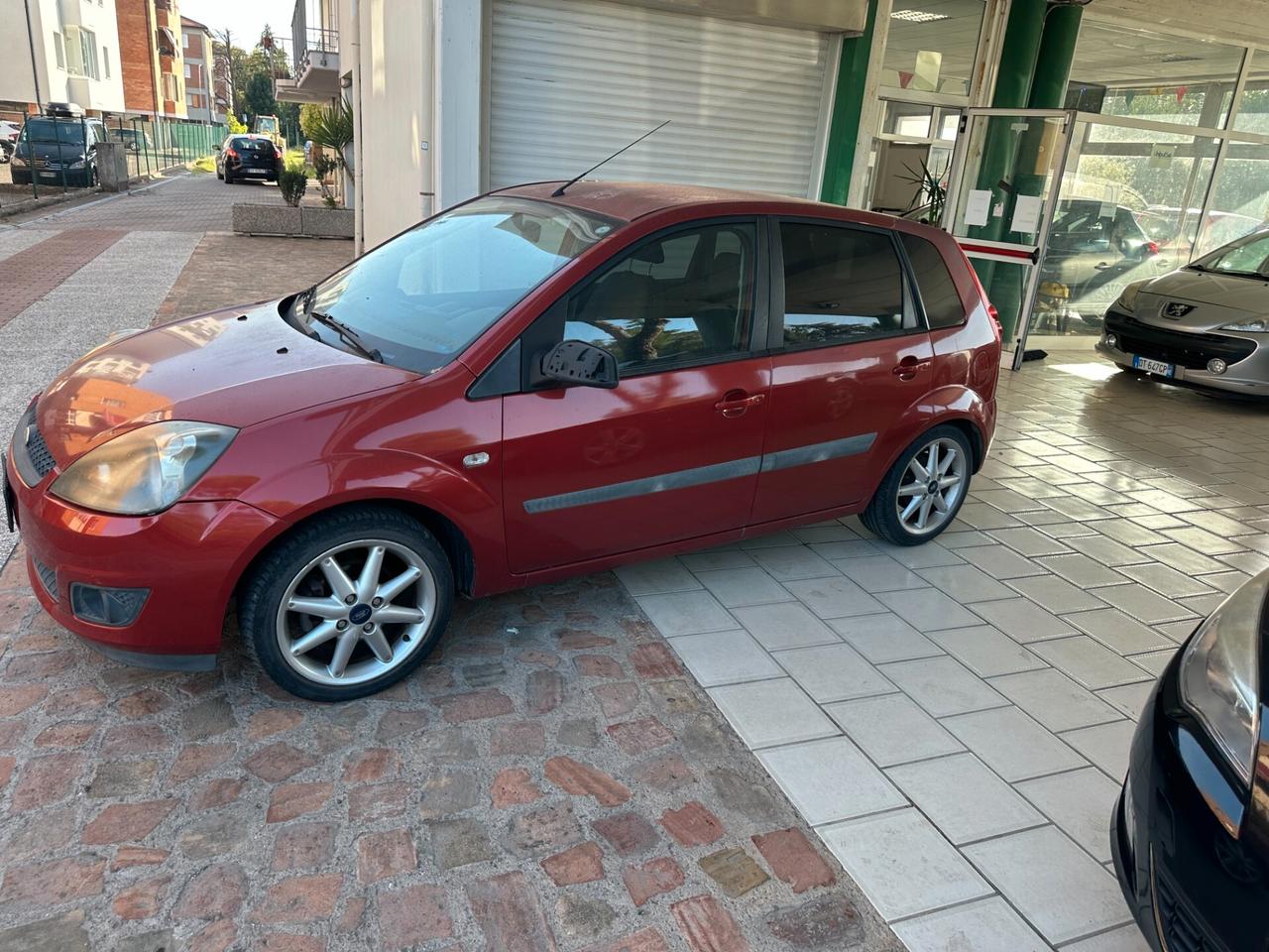 Ford Fiesta 1.2 METANO NEOPATENTATI