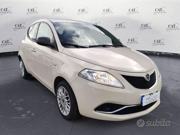 Lancia Ypsilon 1.2 69 CV 5 porte GPL Gold