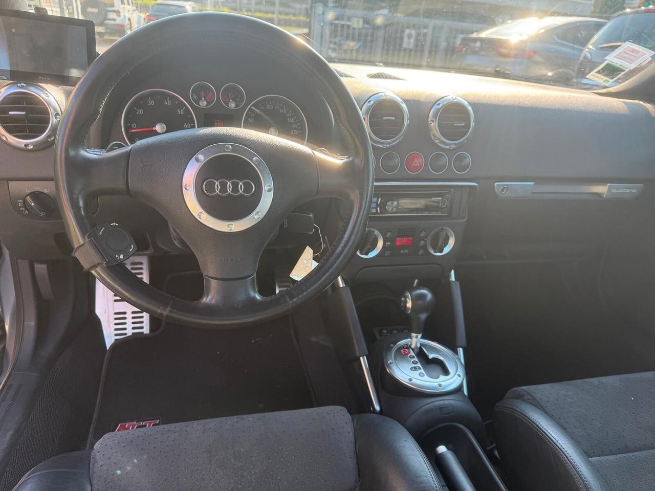 Audi TT Coupé 3.2 V6 quattro
