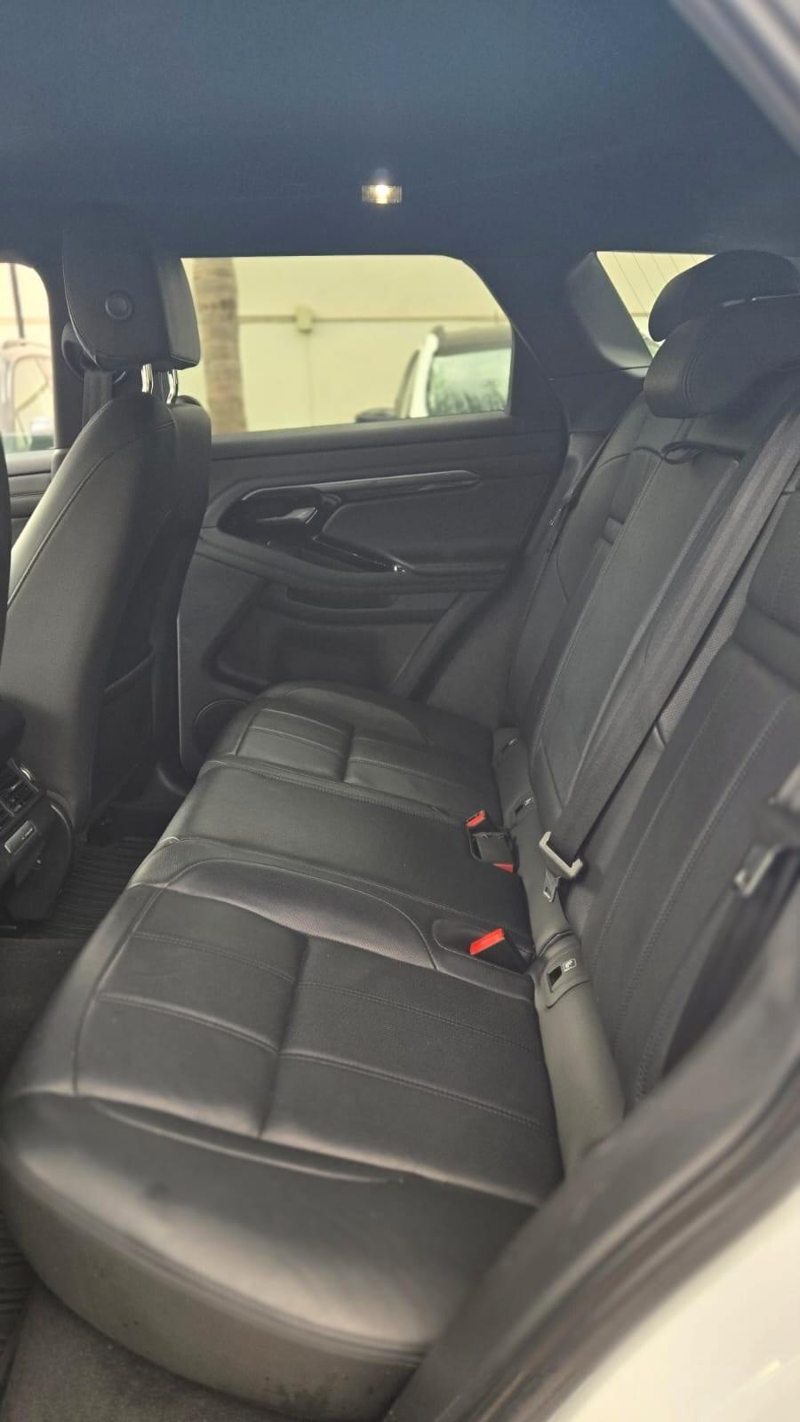 Land Rover Range Rover Evoque 2.0d i4 mhev R-Dynamic SE awd 240CV Uff Italy Navi