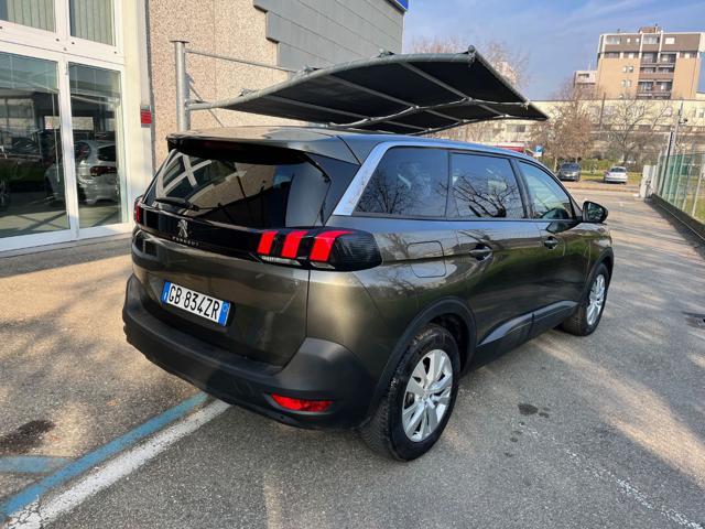 PEUGEOT 5008 BlueHDi 130 S&S Allure 7 P