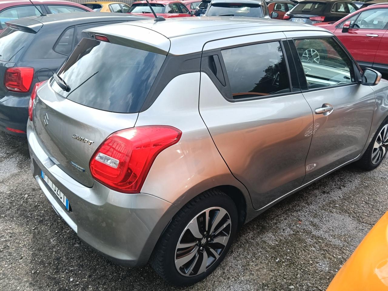 Suzuki Swift 1.2 Hybrid Top
