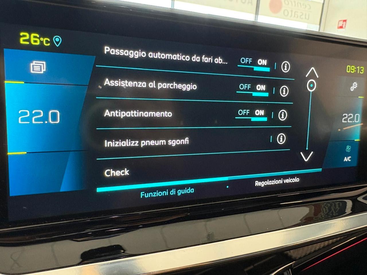 Peugeot 208 GT motore elettrico 136 CV SPOTICAR