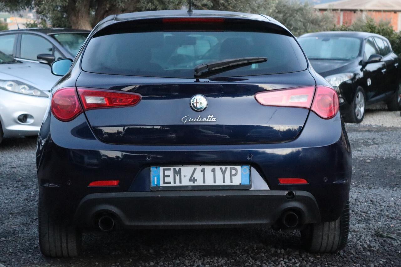 Alfa Romeo Giulietta 2.0 JTDm-2 140 CV Distinctive