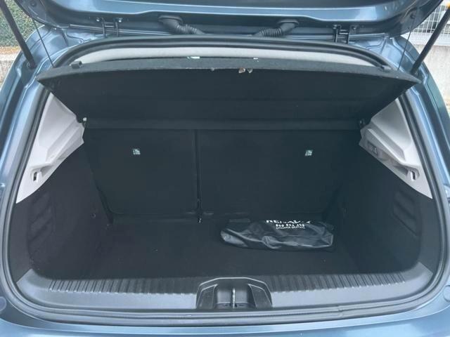 Renault Clio TCe 90 CV 5 porte Business neopatentati TUA A RATE