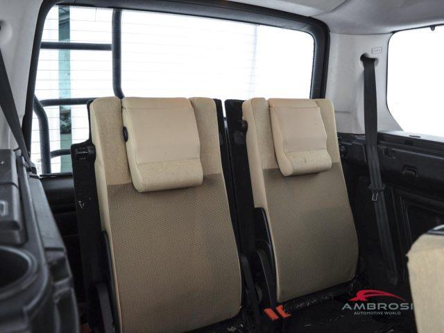 LAND ROVER Discovery 3 2.7 TDV6 SE