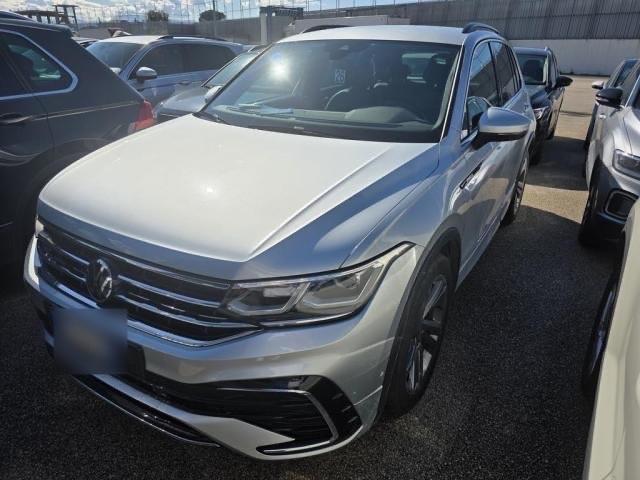 Volkswagen Tiguan 2.0 TDI 150 CV SCR DSG R-Line