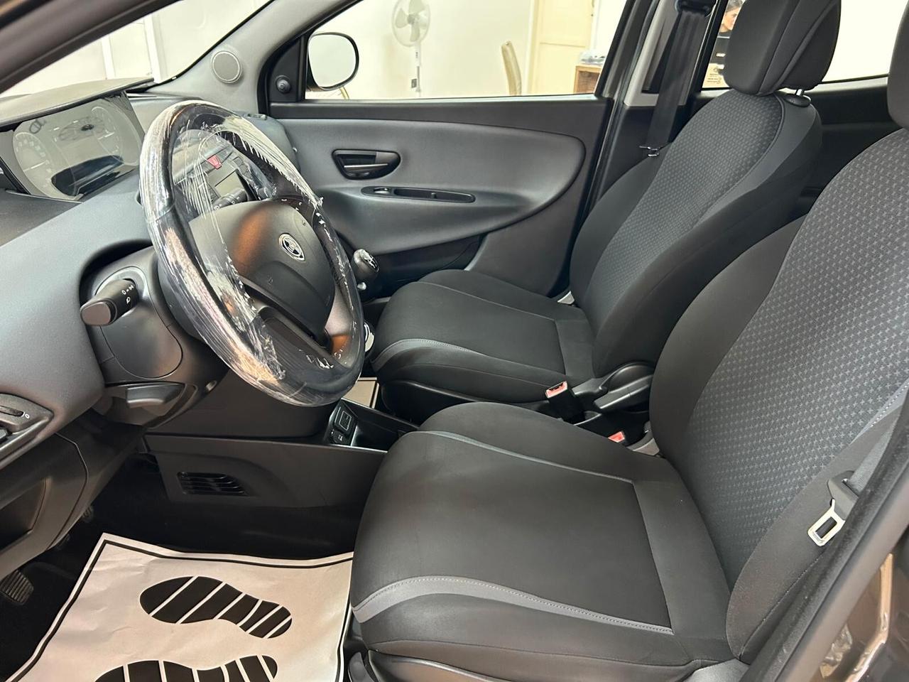 Lancia Ypsilon 1.2 69 CV 5 porte GPL Ecochic Gold