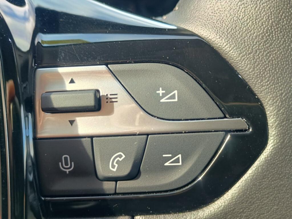 Peugeot 308 SW 1.2 130cv EAT8 Allure