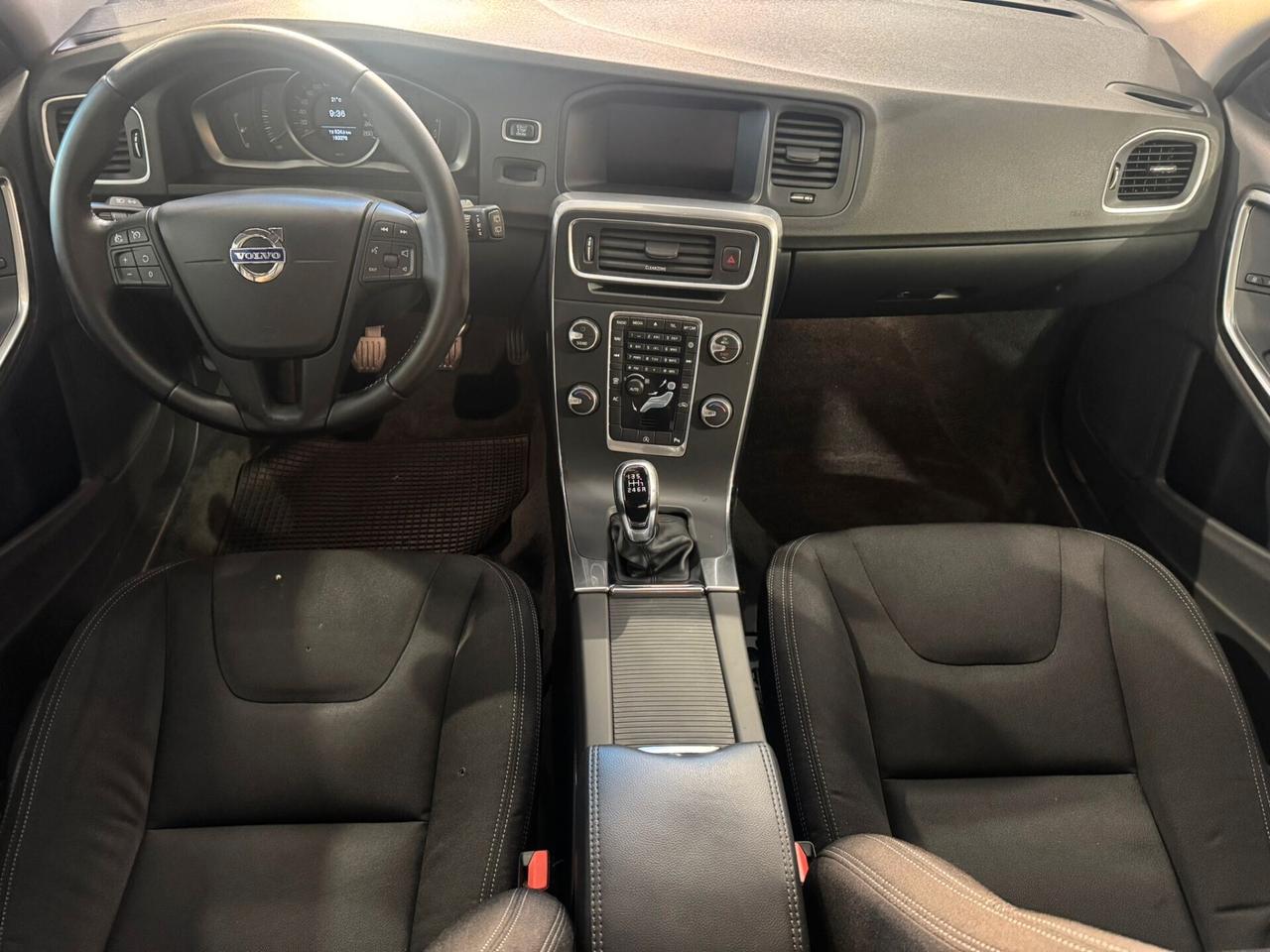 Volvo V60 D2 Dynamic Edition N1