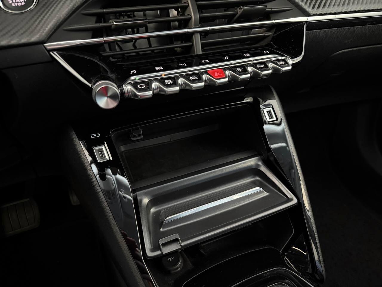 Peugeot 2008 BlueHDi 130 S&S EAT8 Allure Pack