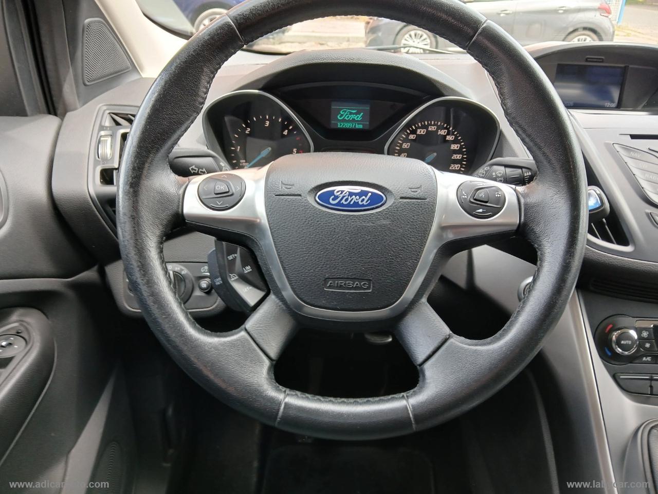 FORD Kuga 2.0 TDCi 140 CV 2WD Titanium