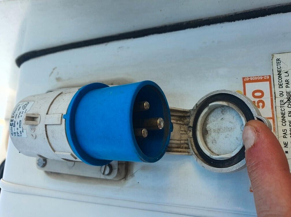 Opel Vivaro 2.0 CDTI FRIGO NO ATP USO NEGOZIO