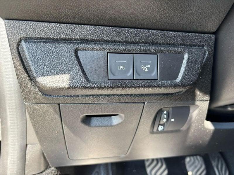 Dacia Sandero Stepway 1.0 tce Extreme Up Eco-g 100cv Stepway 1.0 tce ECO-G Extreme UP