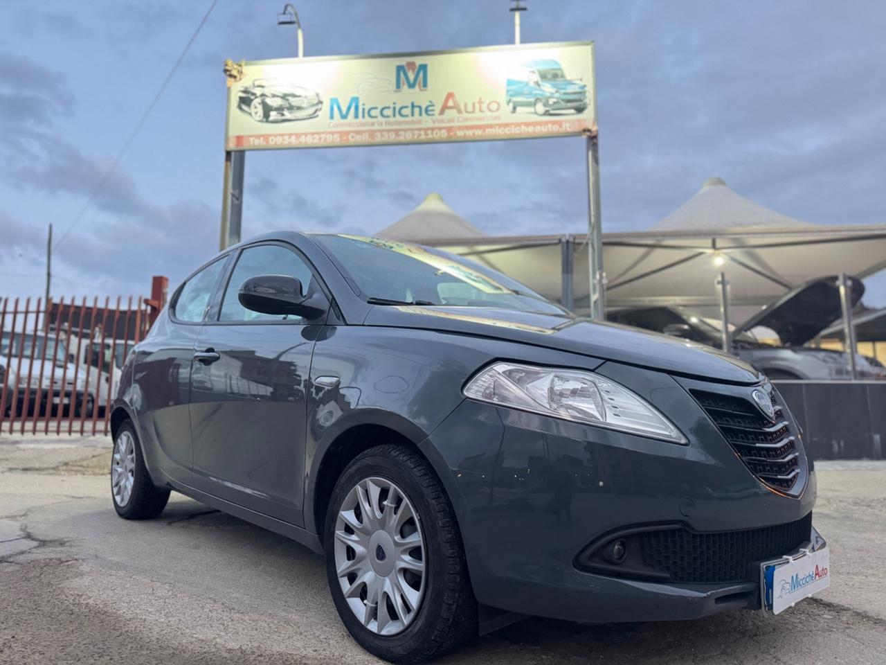 LANCIA YPSILON 1.3 MJT II 95 CV PLATINUM NEO PATENTATI