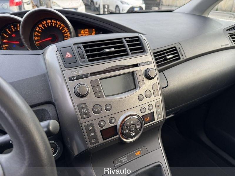 Toyota Verso Verso 2.0 D Sol