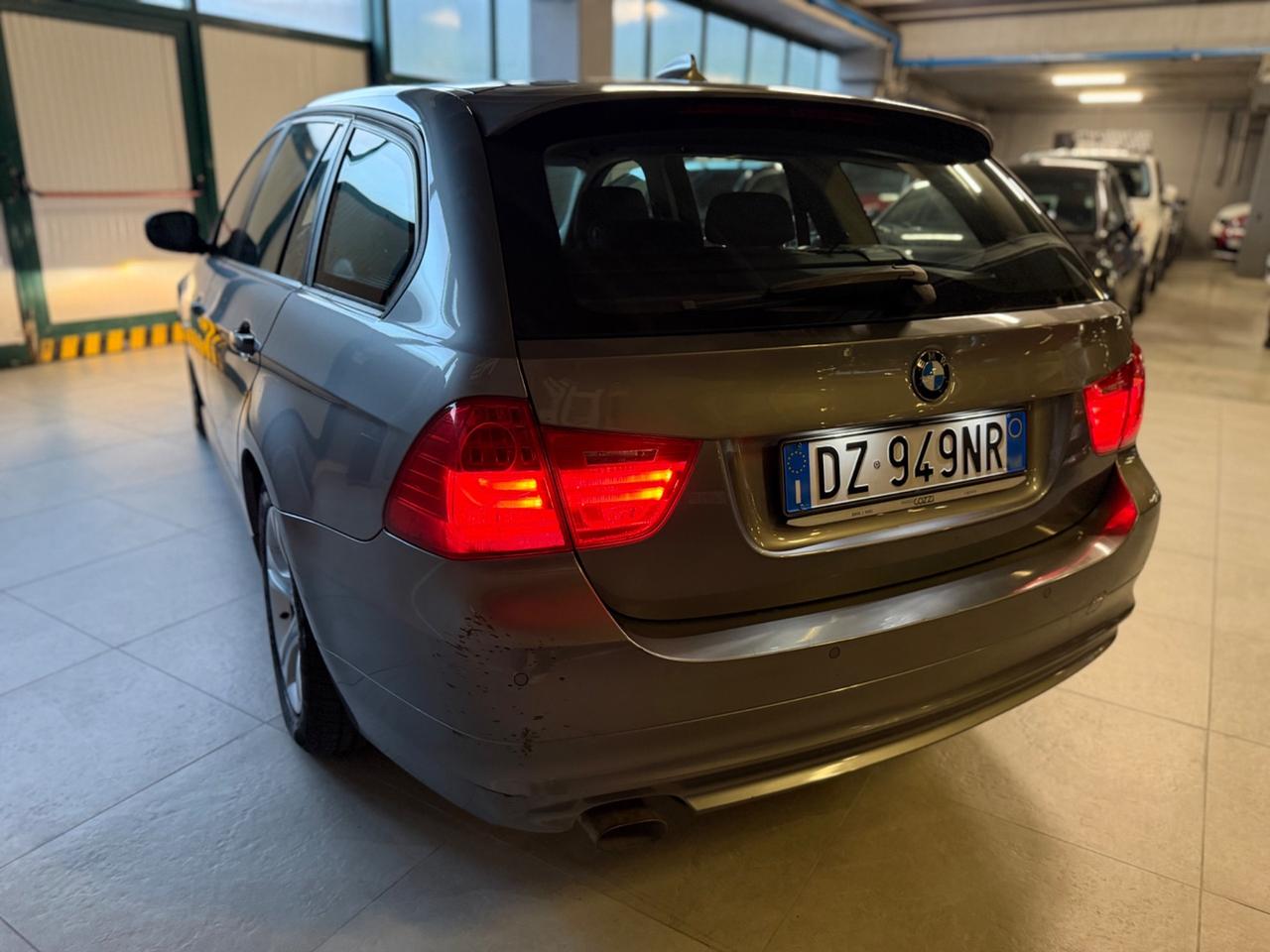 Bmw 318d TOURING ATTIVA KMCERT NAVIPRO