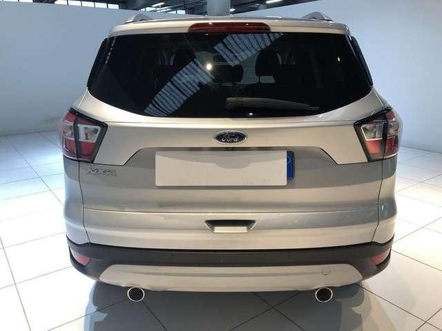 Ford Kuga 1.5 TDCI 120 CV S&S 2WD Powershift Business