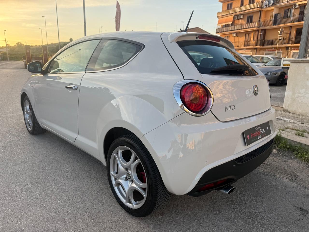 Alfa Romeo MiTo 1.3 JTDm-2 95 CV S&S Distinctive 2011