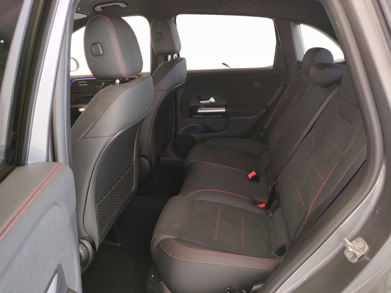 Mercedes-Benz Classe B - W247 2023 - B 200 d AMG Line Advanced Plus auto