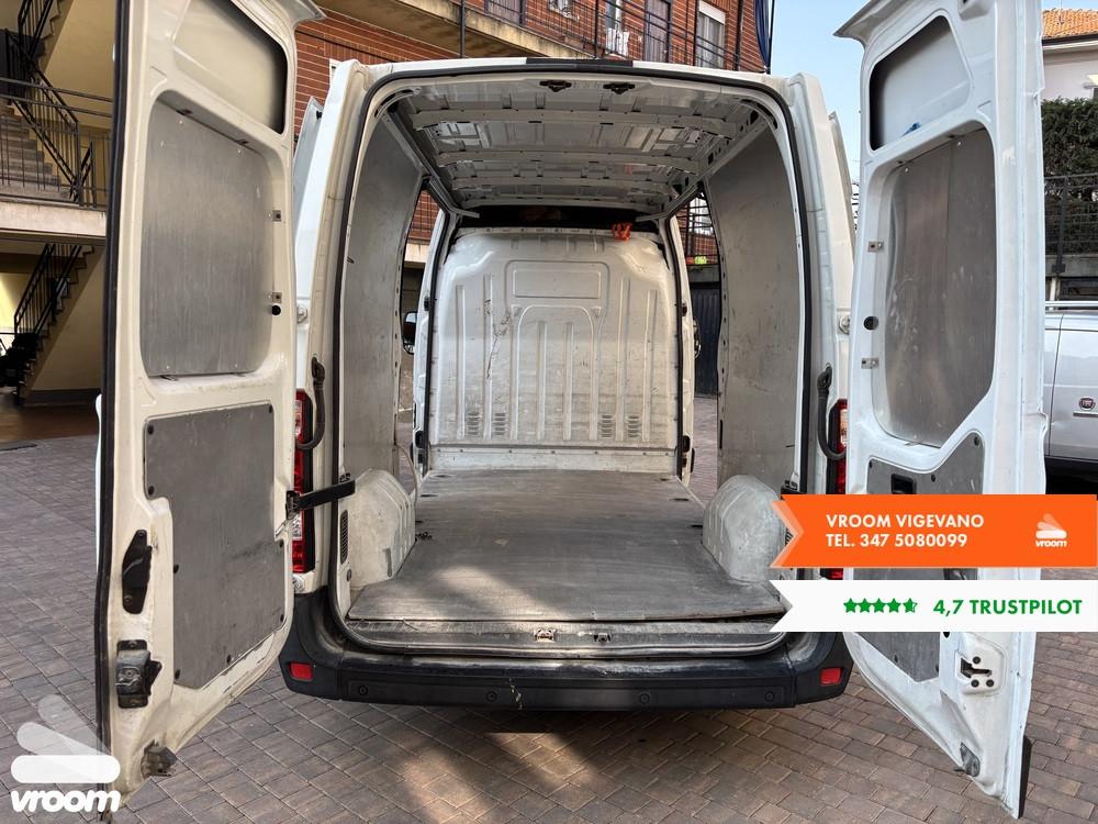 RENAULT Master 5ª serie Master T33 2.3 dCi/125...