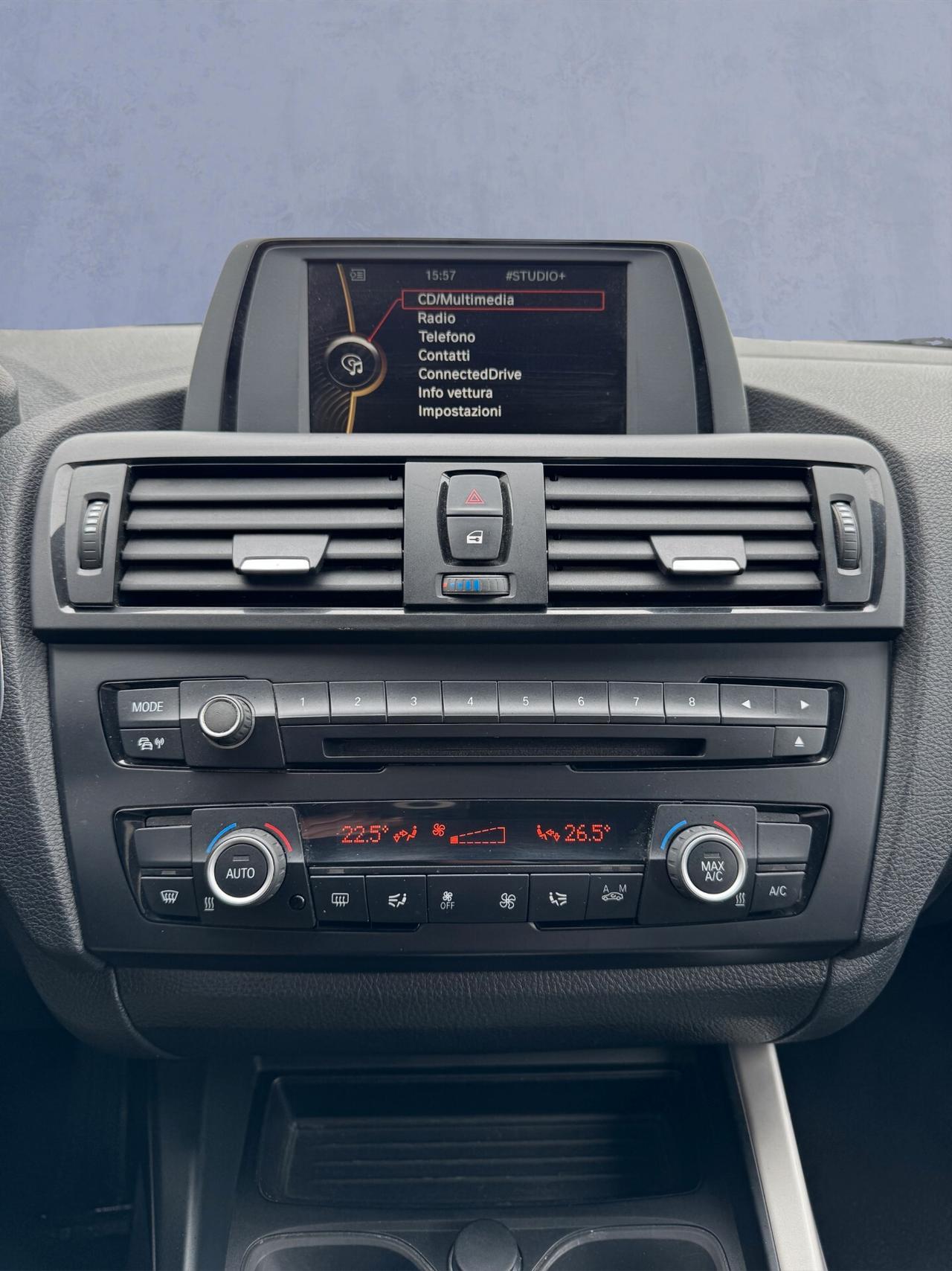 Bmw 118 118d 5p. Urban