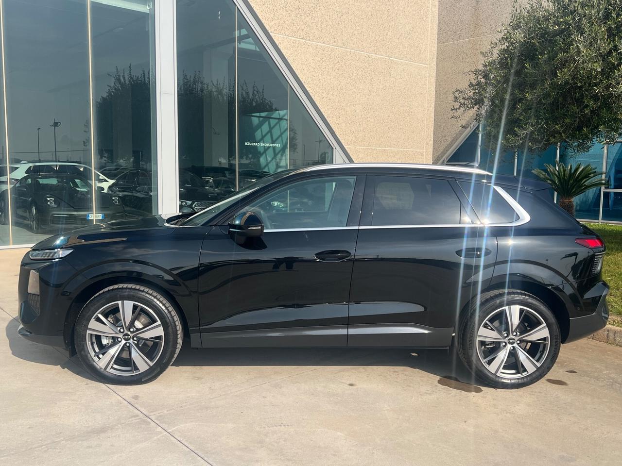 Audi Q3 TDI 110 kW S tronic Business Advanced possibilità noleggio no scoring