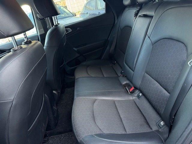 KIA XCeed 1.6 CRDi 136 CV MHEV iMT Business