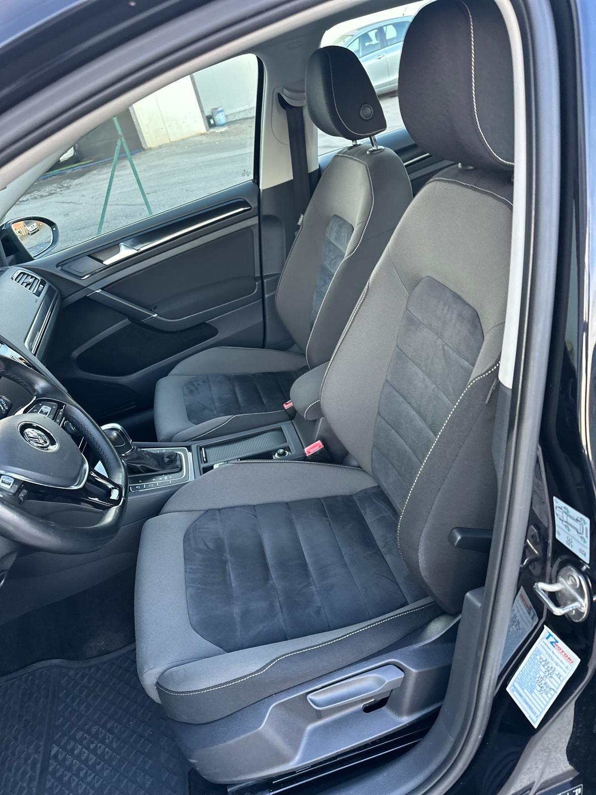 Volkswagen Golf 1.6 TDI DSG 5p. Highline BlueMotion Technology