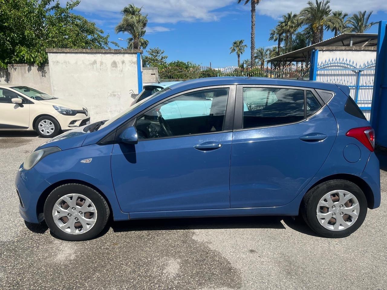 Hyundai i10-1.0 gpl - full opt-2015