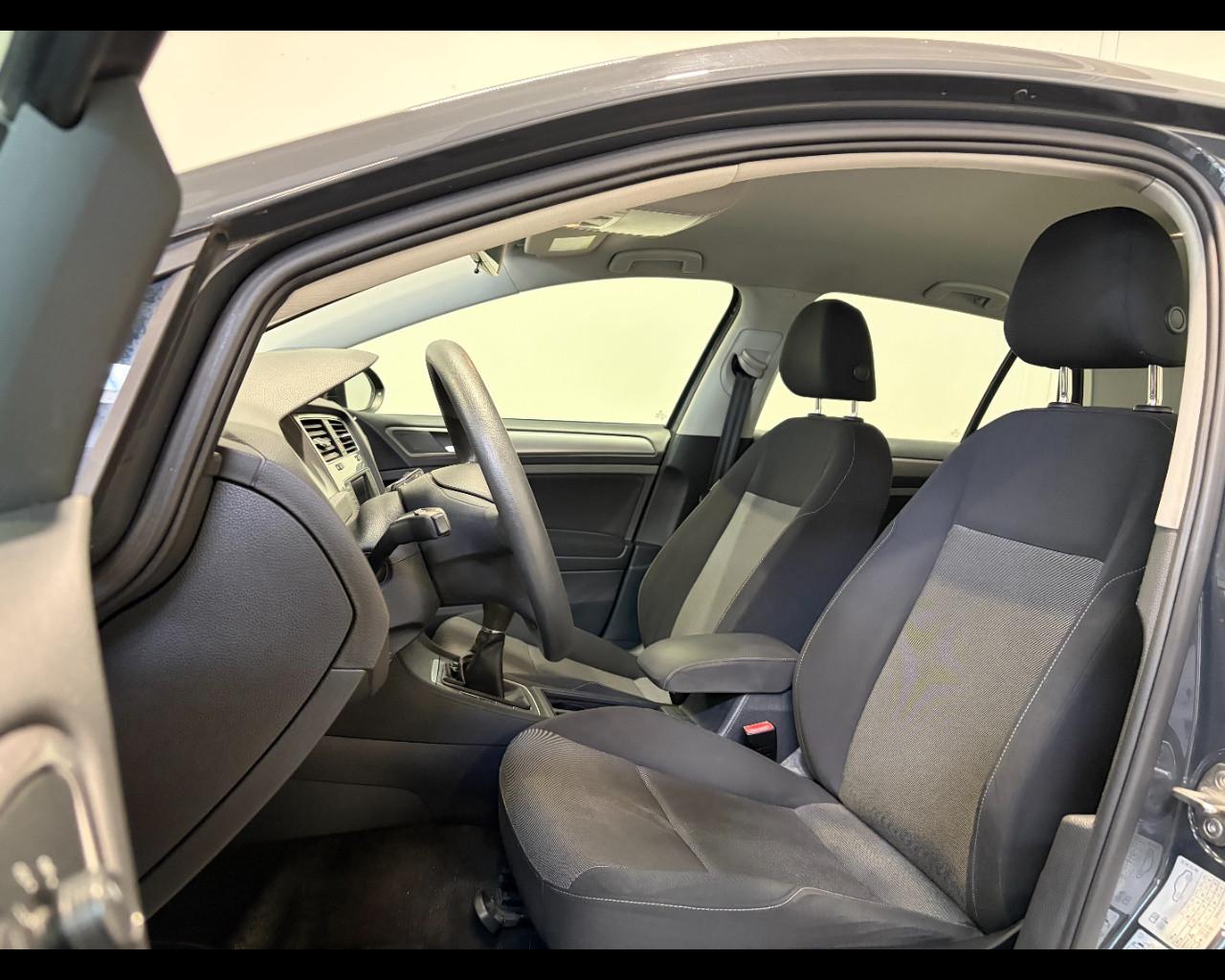 VOLKSWAGEN GOLF 5P 1.6 TDI TRENDLINE