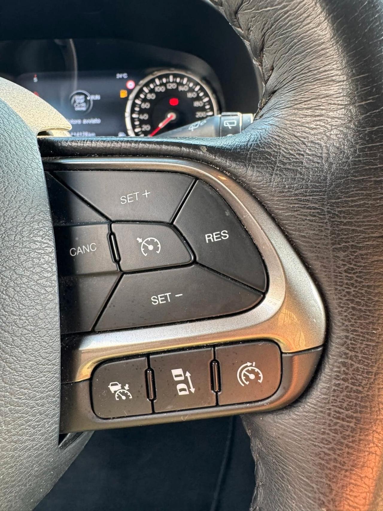 JEEP RENEGADE 1600 MULTIJET 120CV PARI AL NUOVO