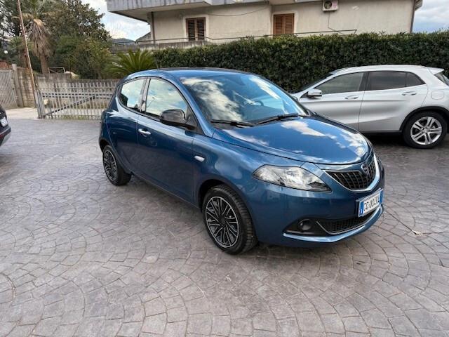 Lancia Ypsilon 1.0 FireFly 5 porte S&S Hybrid Ecochic Gold