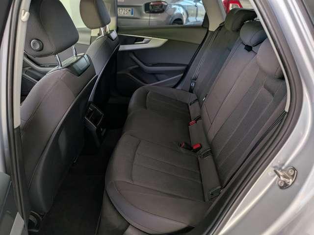 Audi A4 Avant 35 2.0 tdi mhev Business Advanced 163cv s-tr