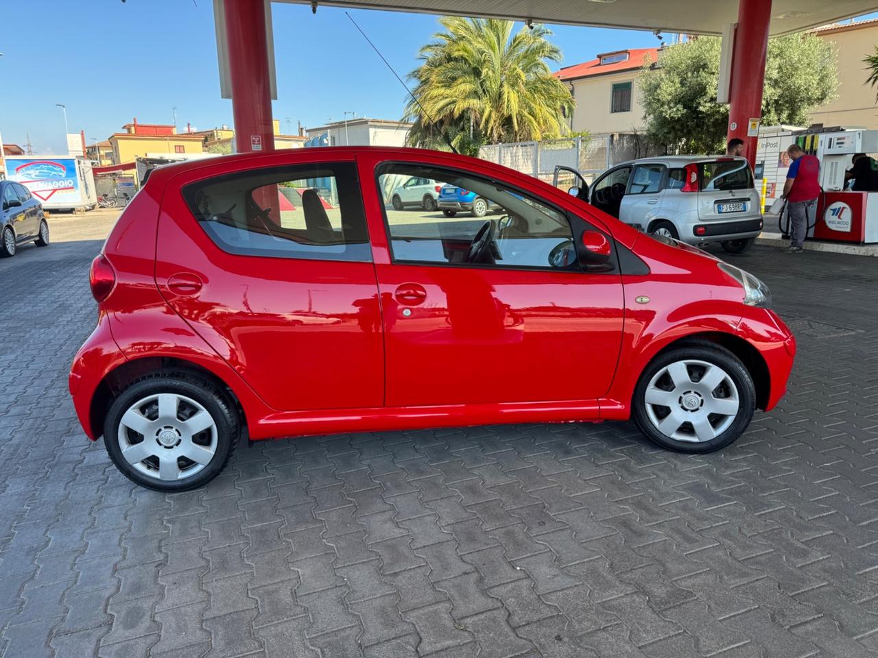 Toyota Aygo 1.0 12V VVT-i 5 porte Sol