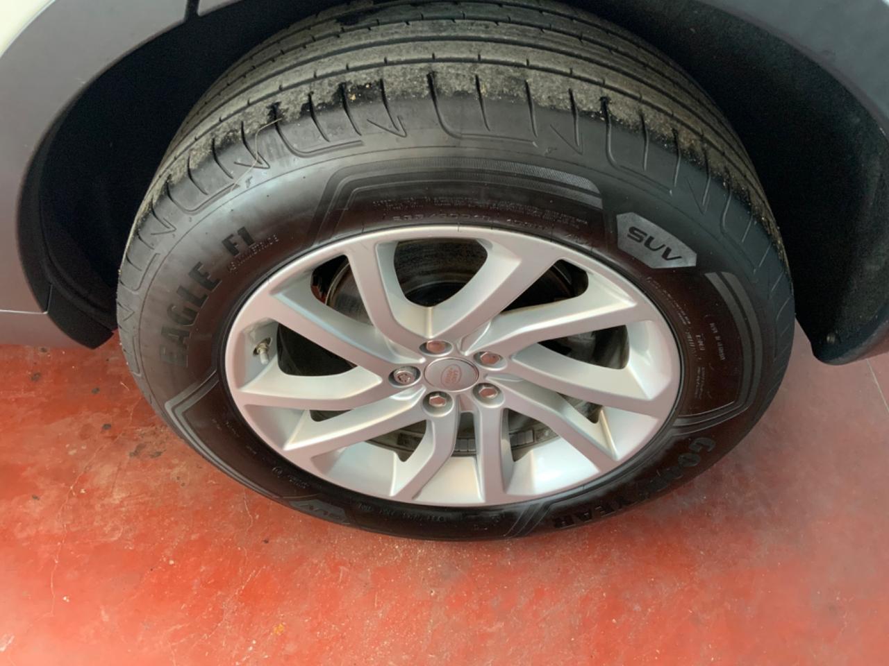 Land Rover Discovery Sport 2.0 TD4 150 CV Pure