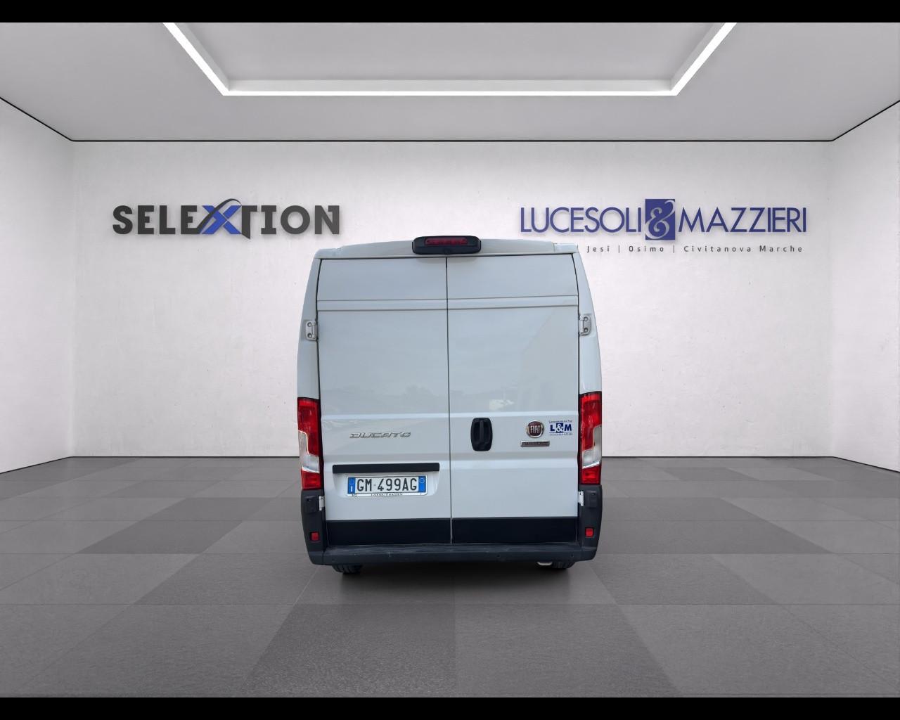 FIAT Ducato Series 9 Furgone Lastrato 33q Mh2 120cv 2.2 Multijet 3 E6d-Final