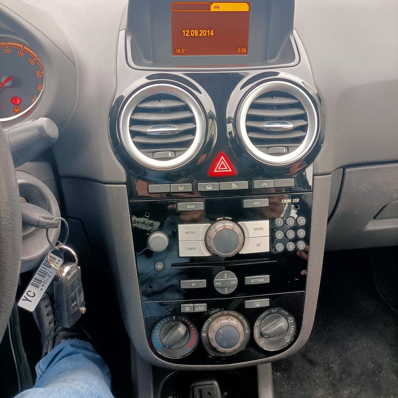 Opel Corsa 1.2GPL NEOPATENTATI GARANZIA
