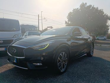 Infiniti Q30 1.5 diesel Premium 104 Mila km