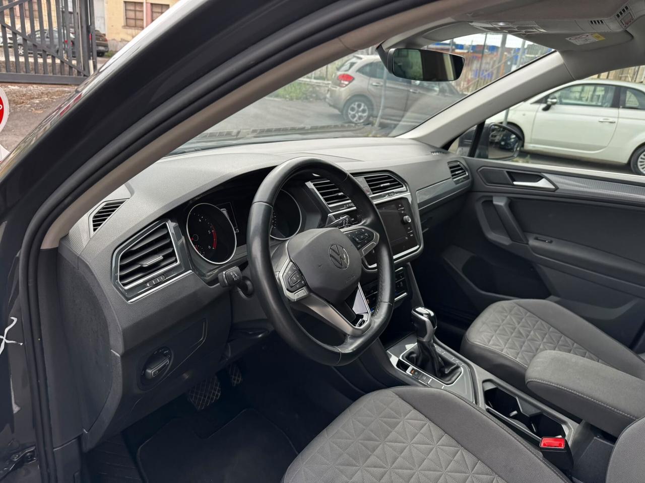 Volkswagen Tiguan 2.0 TDI 150 CV SCR DSG Elegance