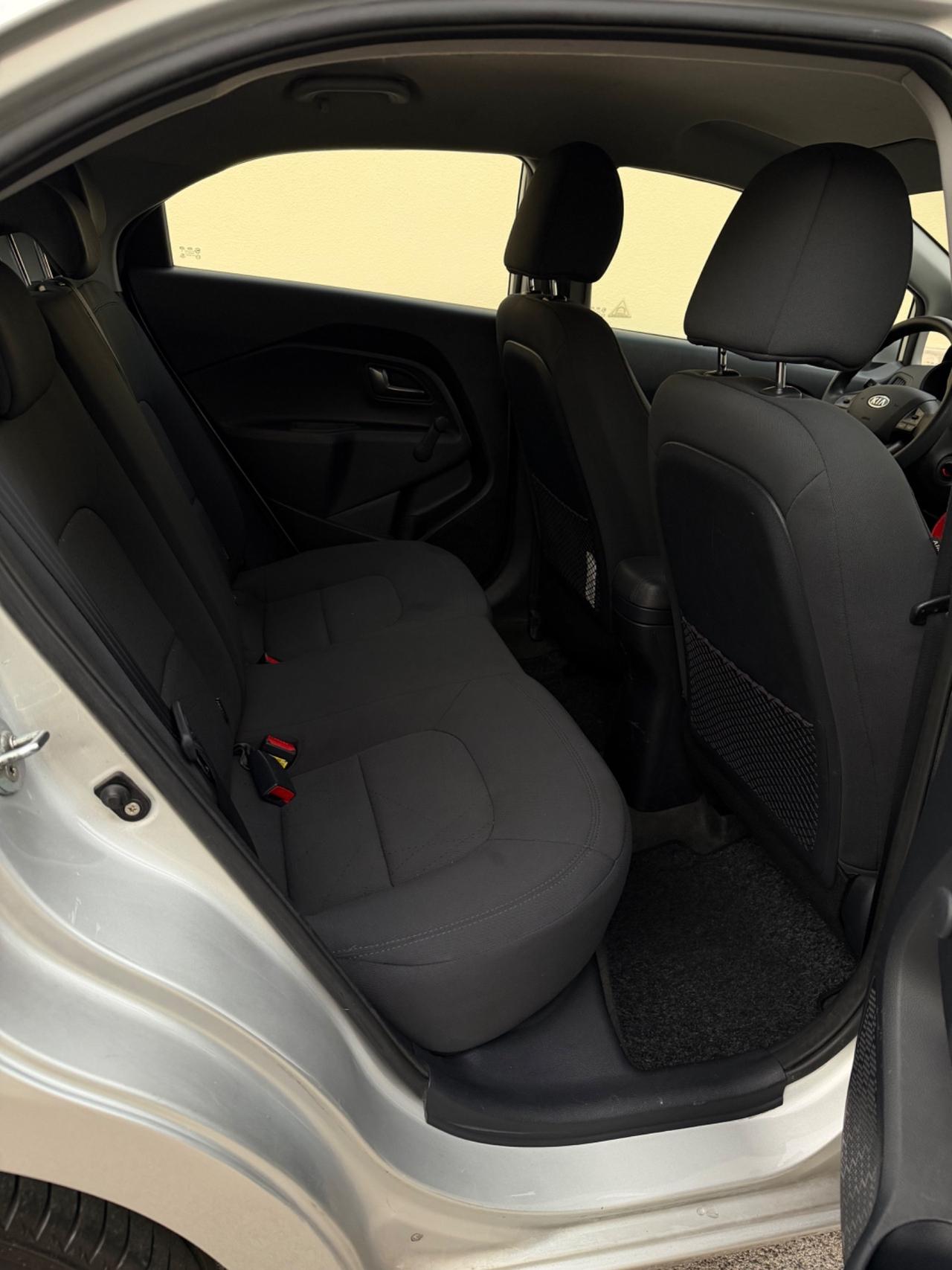 Kia Rio 1.2 CVVT 5p. Cool