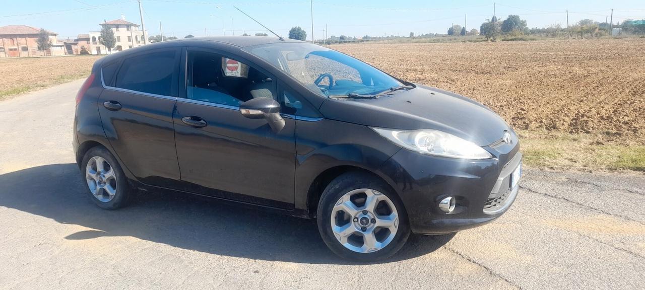 Ford Fiesta 1.2 82 CV 5 porte Titanium
