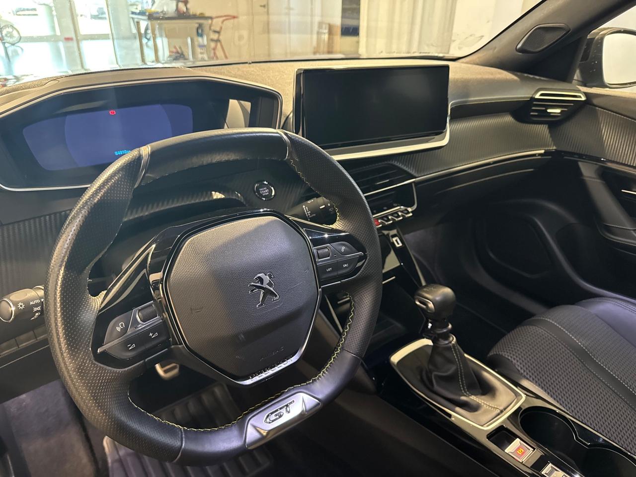 Peugeot 2008 PureTech 130 S&S GT Line