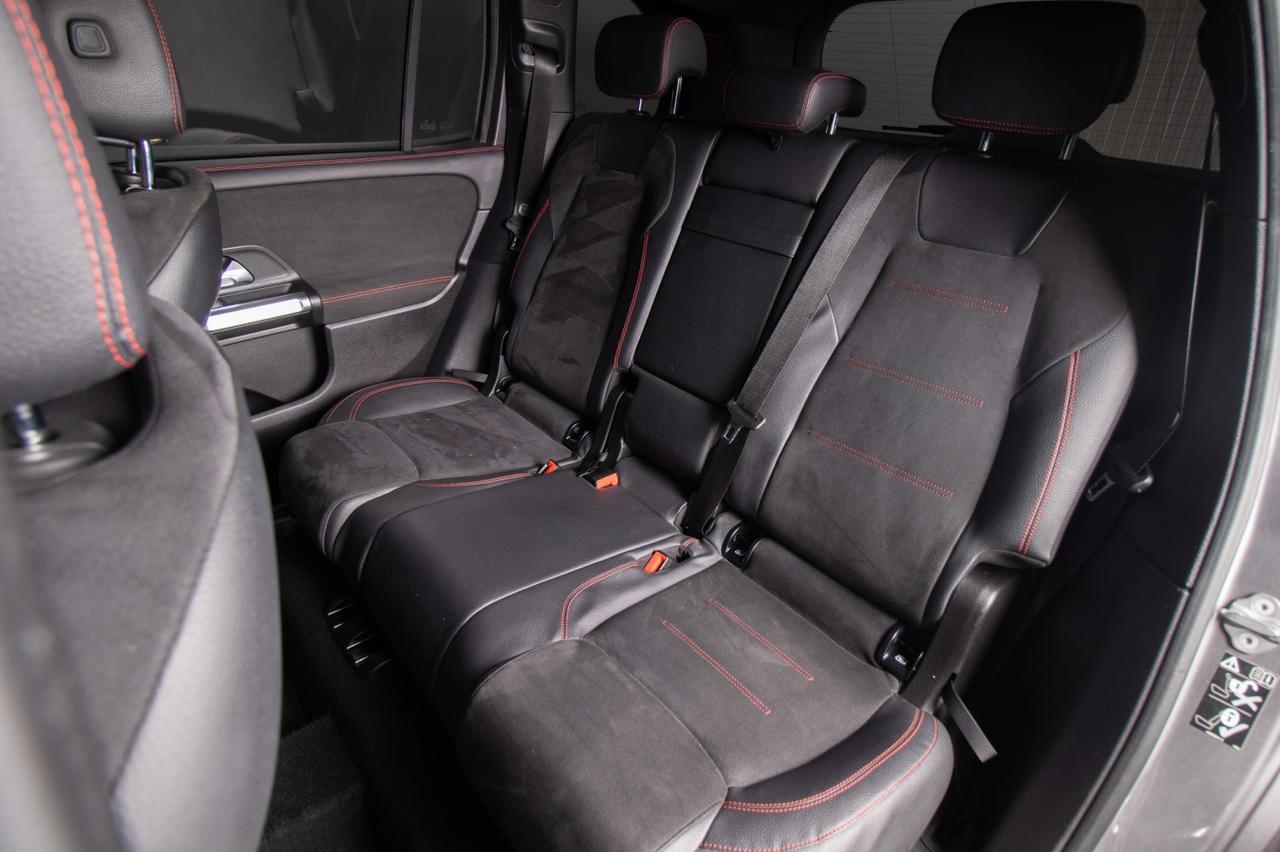 Mercedes-Benz GLB 200 D Premium Amg Night 4 Matic 150cv