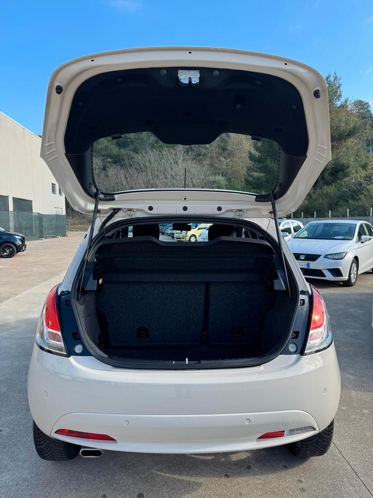 Lancia Ypsilon 1.3 MJT 16V 95 CV 5 porte S&S Gold