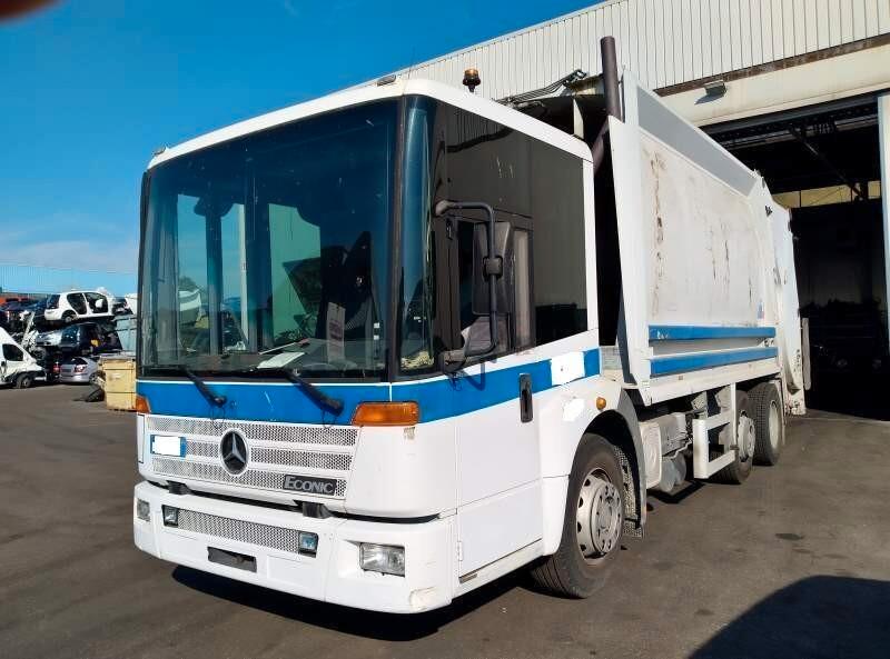 MERCEDES ECONIC 2628 COMPATTATORE CON VOLTACASSONETTI POST.