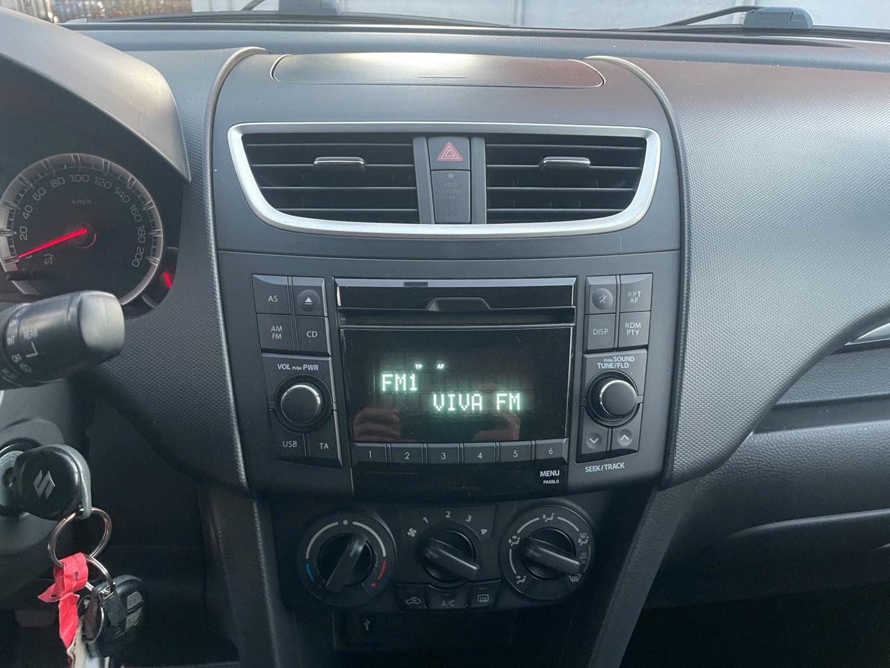 Suzuki Swift 1.2 VVT 5 porte Top IDONEA NEOPATENTATI KM REALI