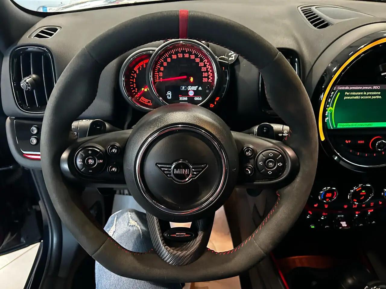 Mini John Cooper Works Countryman Mini 2.0 John Cooper Works Countryman GT EDITION