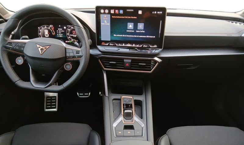 Cupra Leon Leon Sportstourer 1.5 Hybrid 150 CV DSG 18" Gancio Camera